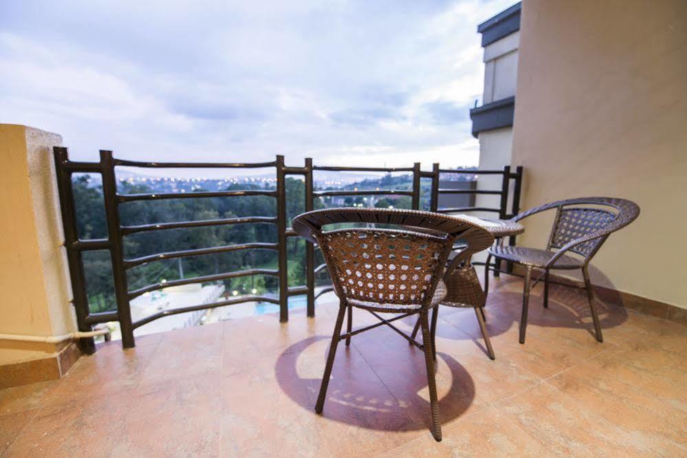 Hotel Villa Portofino Kigali Bagian luar foto